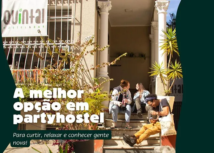 Quintal Hostel & Bar